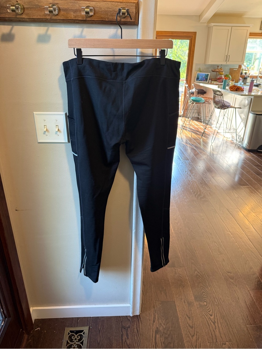 Smartwool Women's Active Fleece Wind Tights Leggings with Side Pockets - Picture 8 of 9